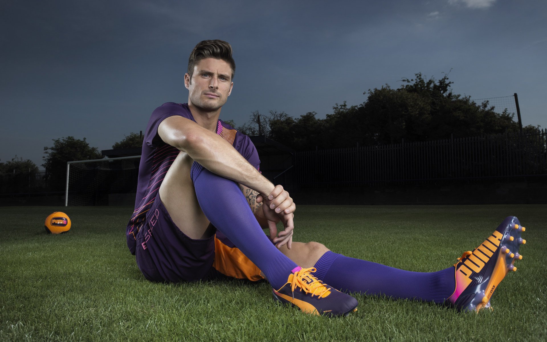 年度焦点之战,苏格兰鏖战比利时,绿茵场上的冰与火之歌