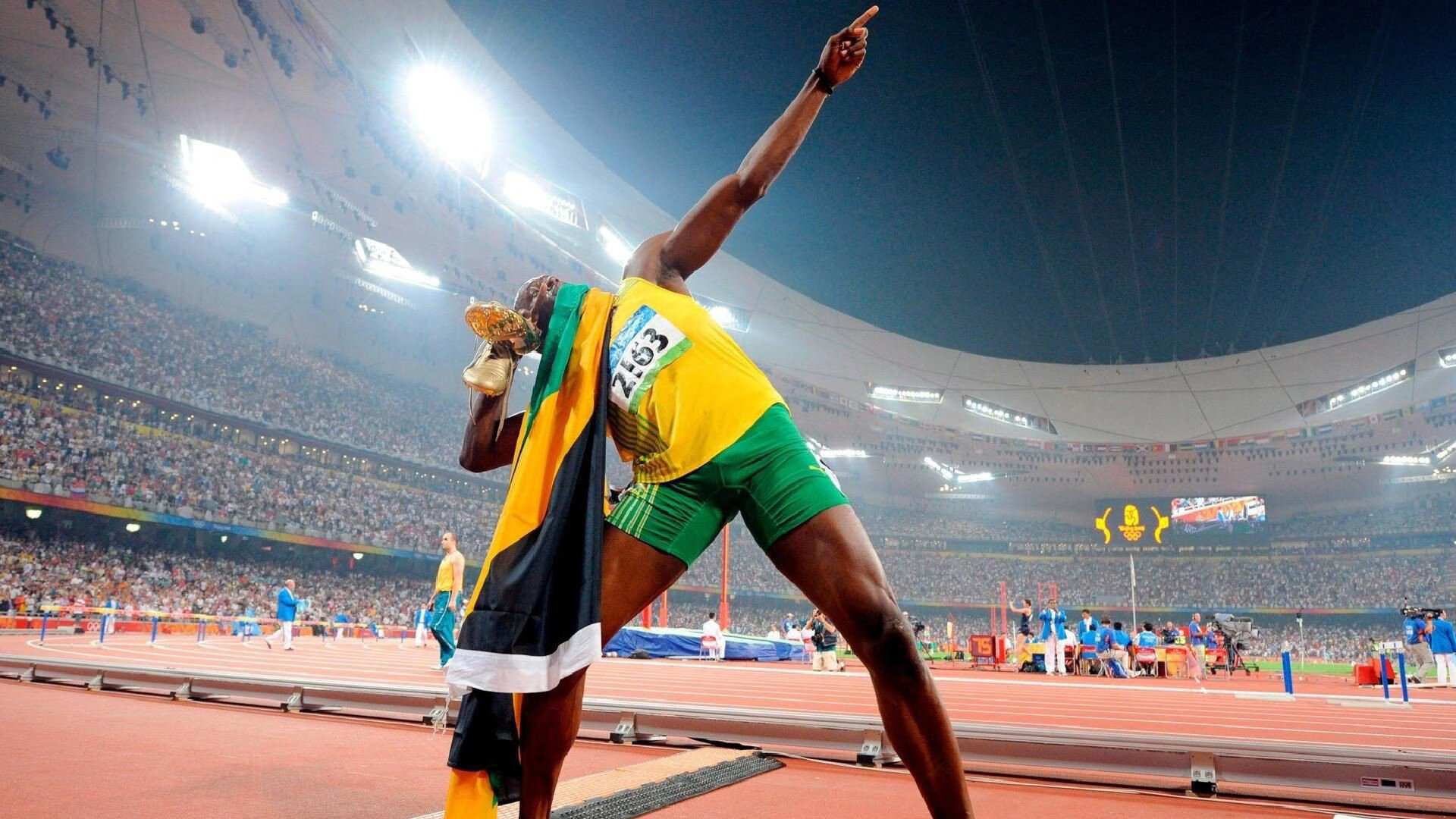 拉沃尔杯横扫年终总决赛，鲁德关键制胜，改写网坛叙事